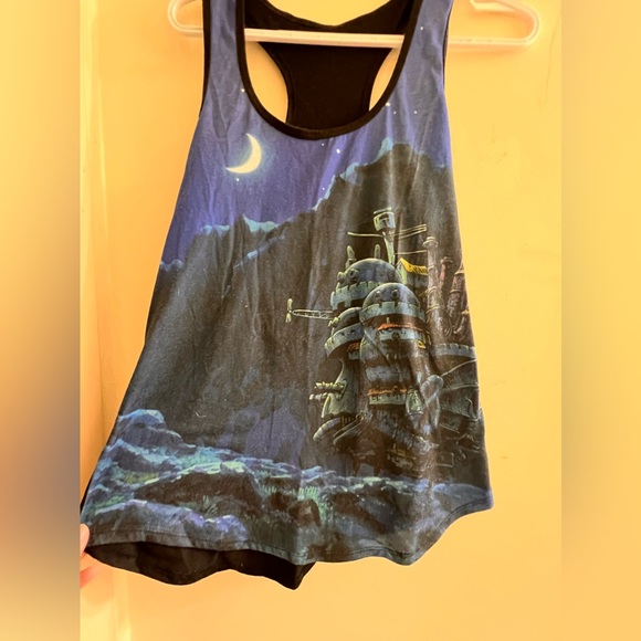 Howl’s Moving Castle Graphic Tank - Picture 2 of 4